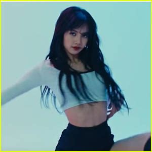 very sexy bp|BLACKPINK's Lisa Goes Viral With Sexy Dance Performance .